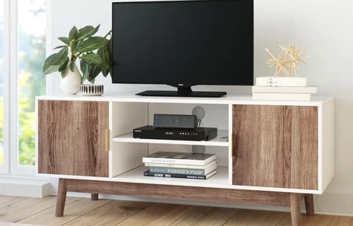 Modern-TV-Stand-Dubai-A-sleek-white-TV-stand-with-wooden-accent